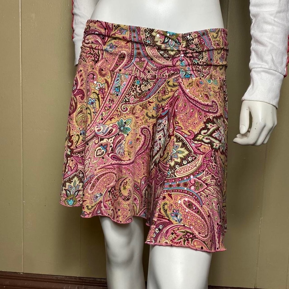 Y2k styled stretchy mini skirt